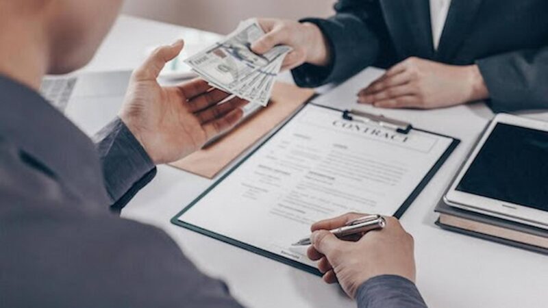 What is a Payday Loan Direct Lender — And Why It Might Matter to Borrowers