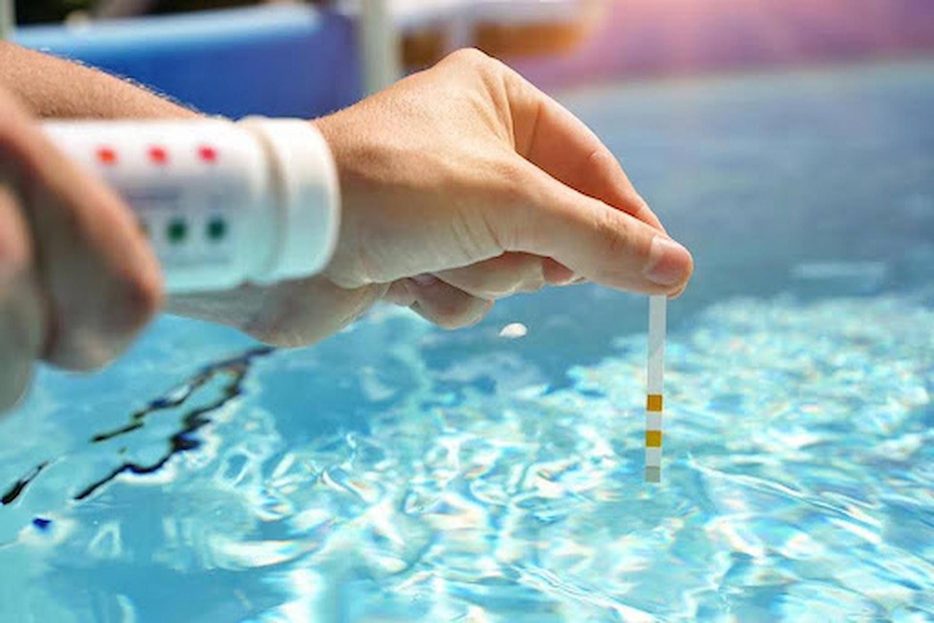 Swimming Pool Test Kits for Safe, Crystal-Clear Pool Water