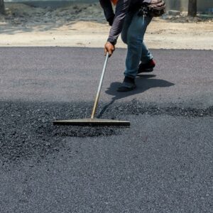 Why Summer is the Best Time for Tar and Chip Driveway Installation